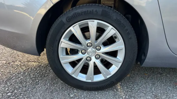 Peugeot 308 SW 1.5 BlueHDi 130 35