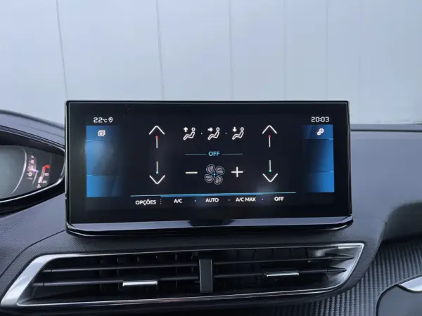 Peugeot 5008 PureTech 130 EAT8 Stop & Start Active Business-Pack 32