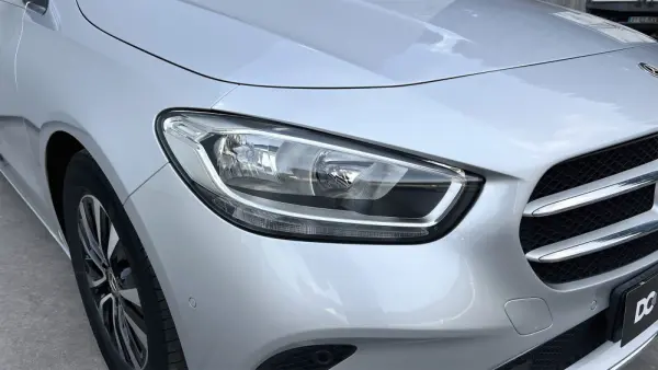Mercedes-Benz B 180 d Business Solutions Aut. 9