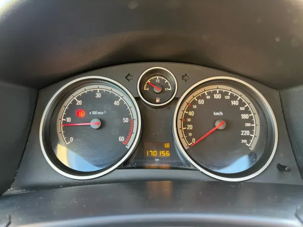 Opel Astra 1.3 CDTi Edition 12