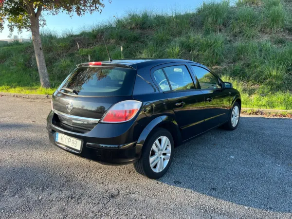 Opel Astra 1.3 CDTi Edition 4
