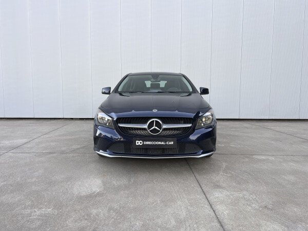 Mercedes-Benz CLA 180 2