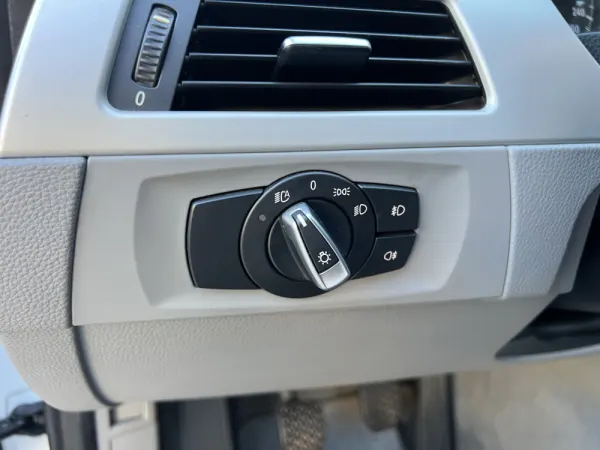 BMW 320 3 TOURING (E91) 42