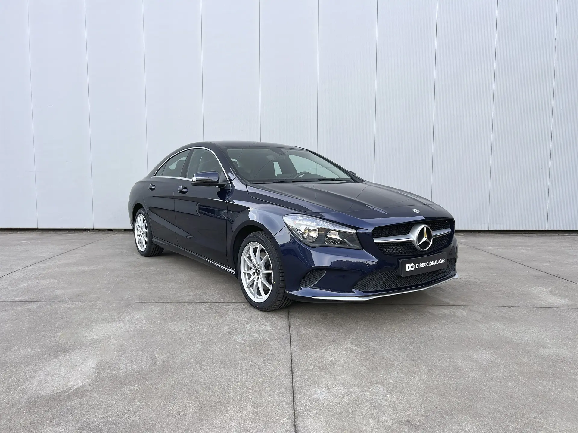 Mercedes-Benz CLA 180 d Urban 3