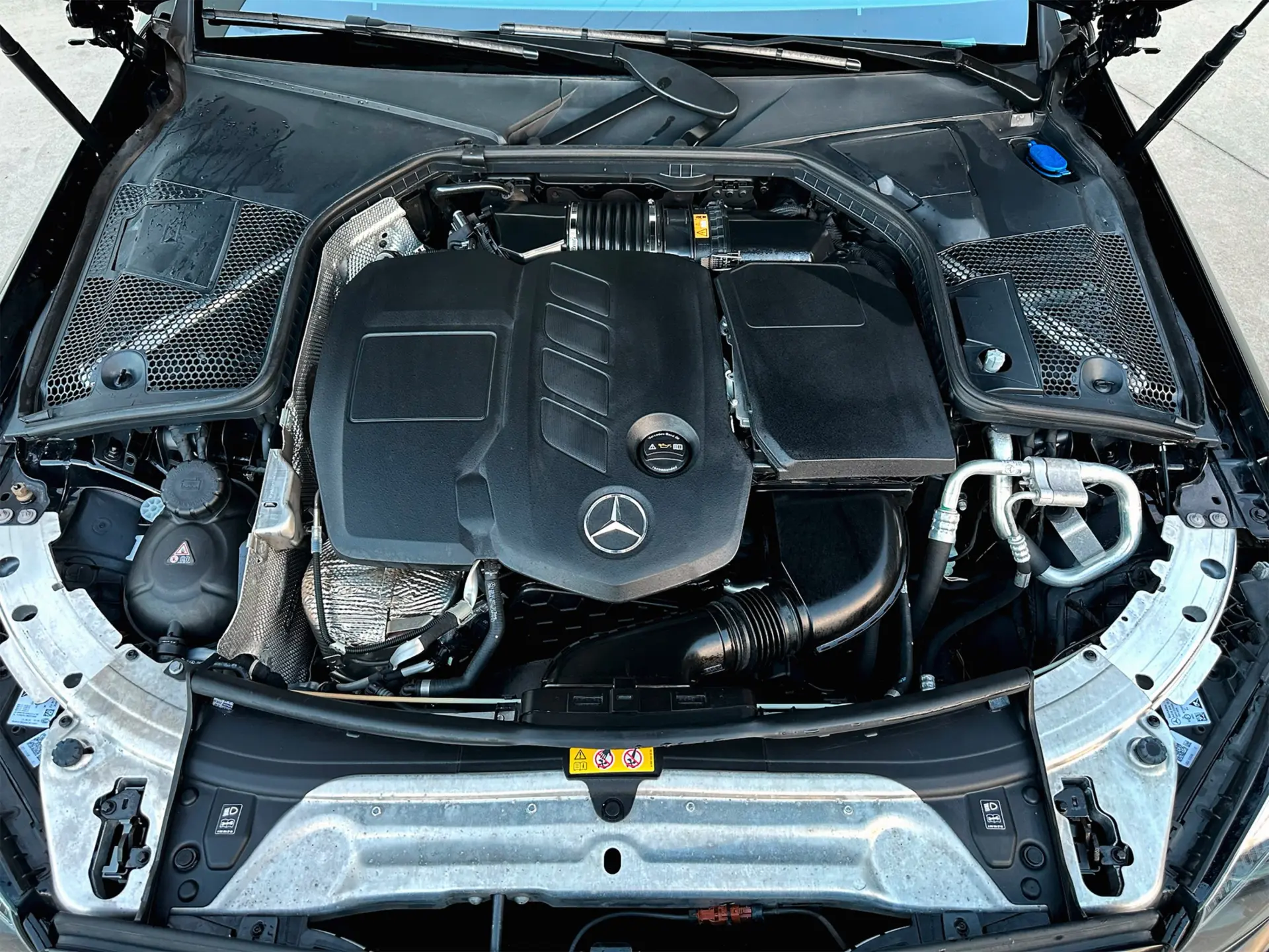 Mercedes-Benz C 200 d Coupé AMG Line Aut. 40