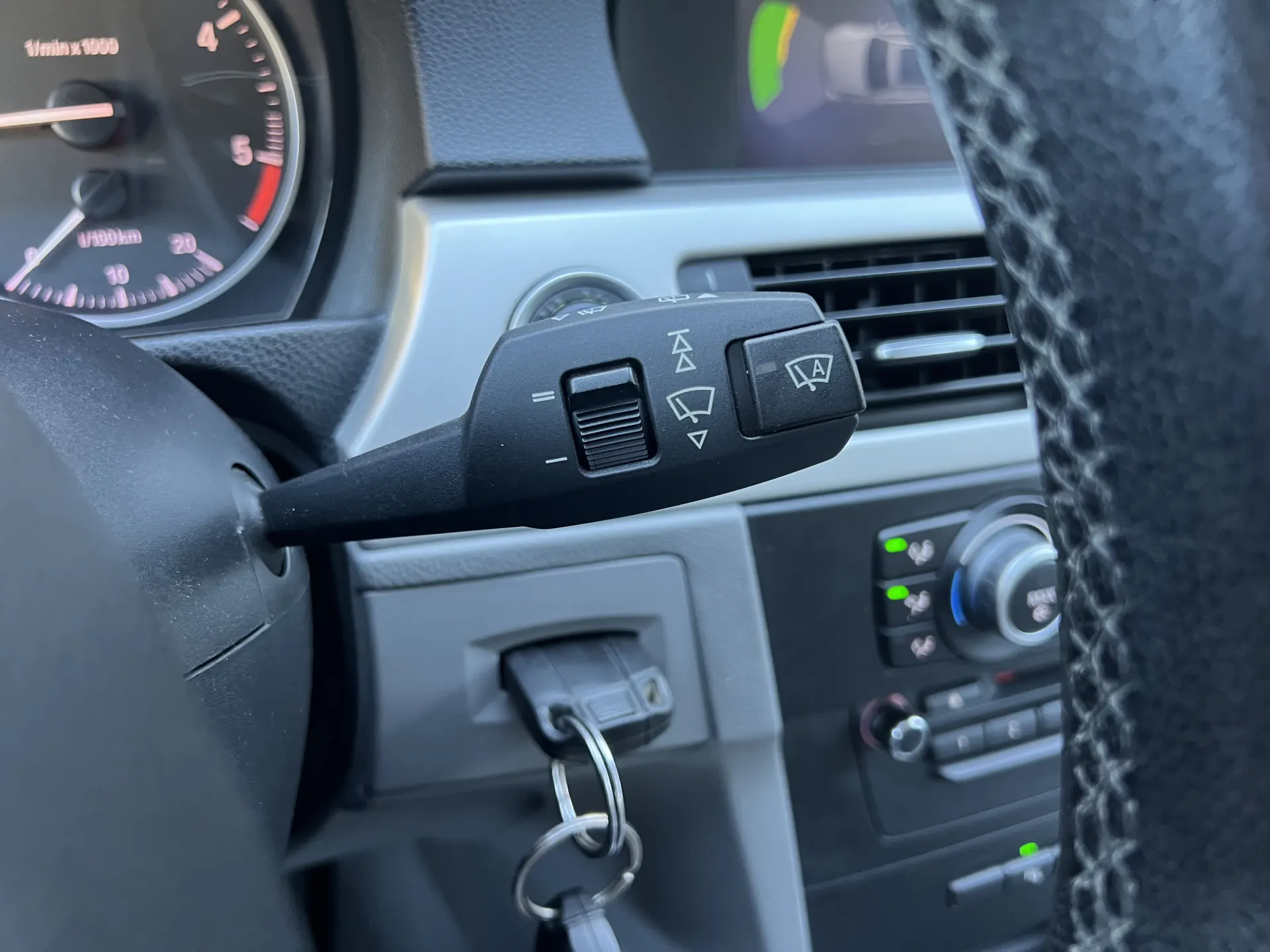 BMW 320 3 TOURING (E91) 34