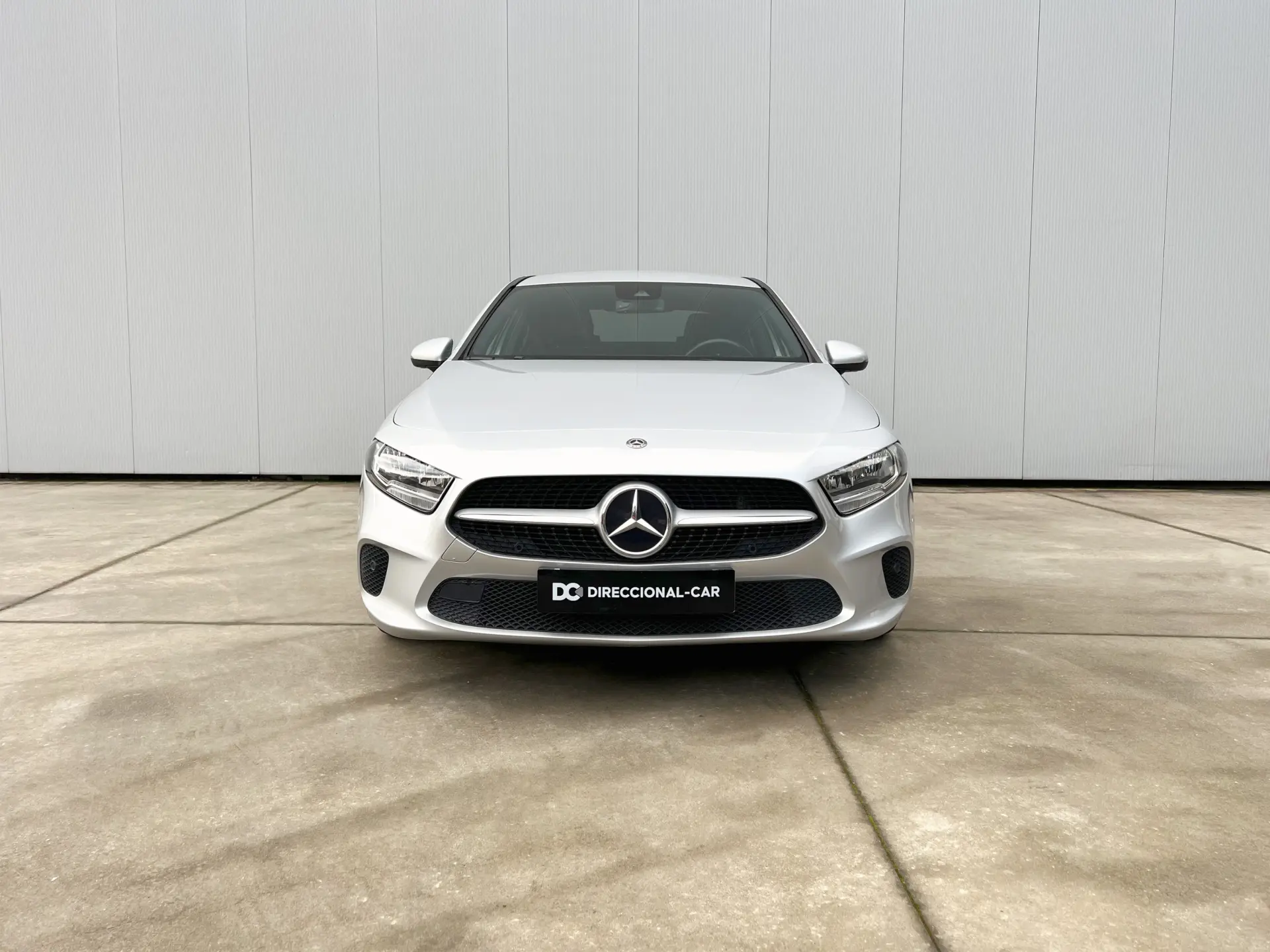 Mercedes-Benz A 180 Limousine d Business Solutions Aut. 3