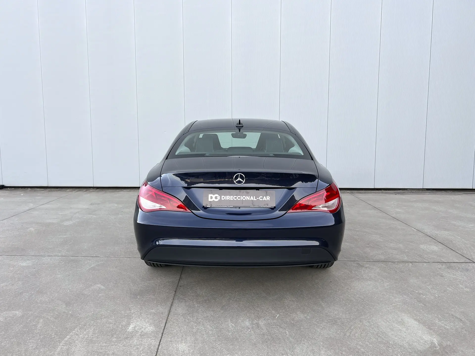 Mercedes-Benz CLA 180 d Urban 2