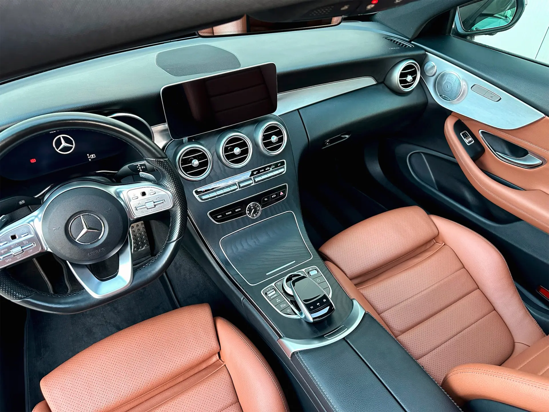Mercedes-Benz C 200 d Coupé AMG Line Aut. 41