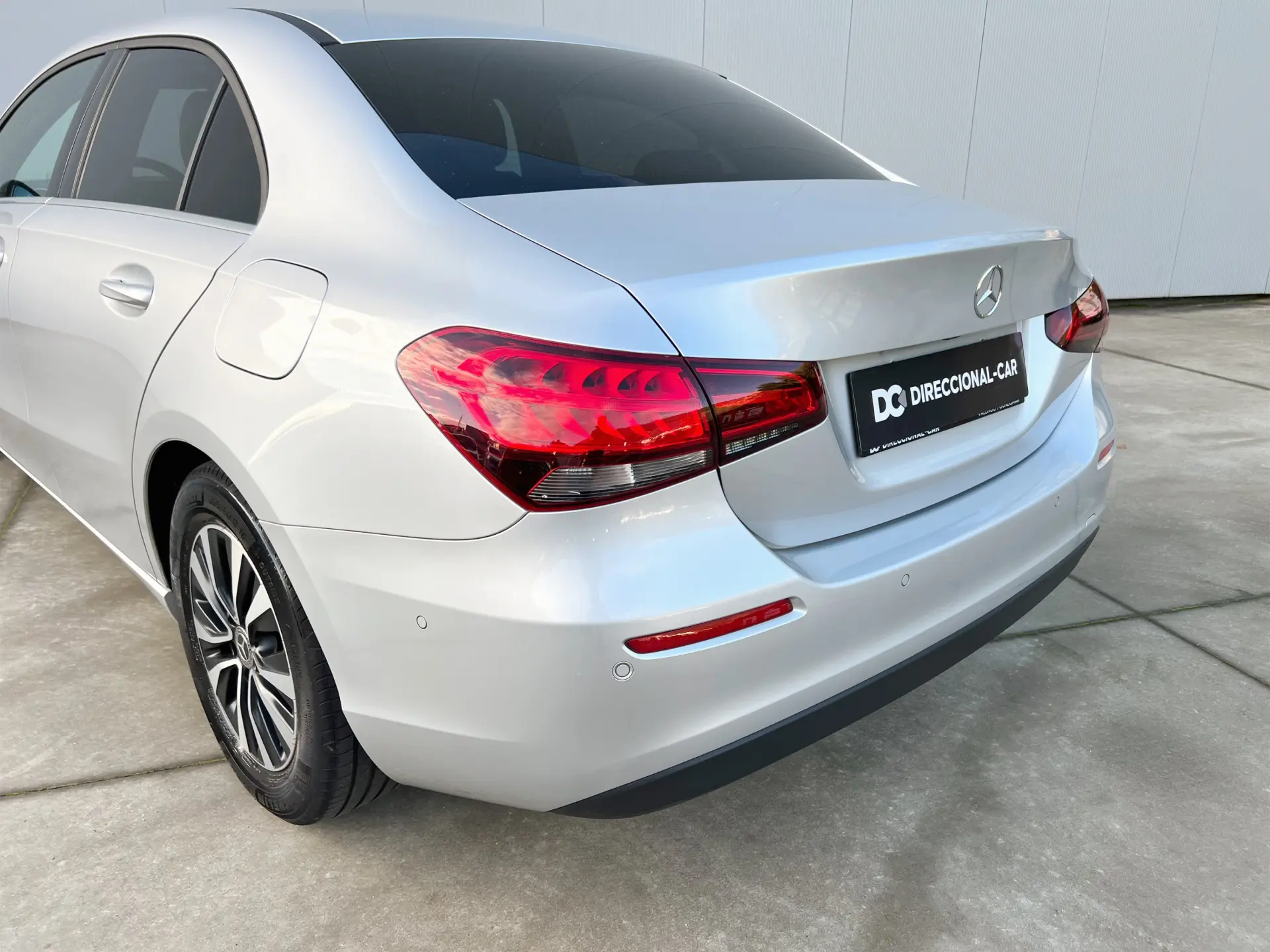Mercedes-Benz A 180 Limousine d Business Solutions Aut. 11