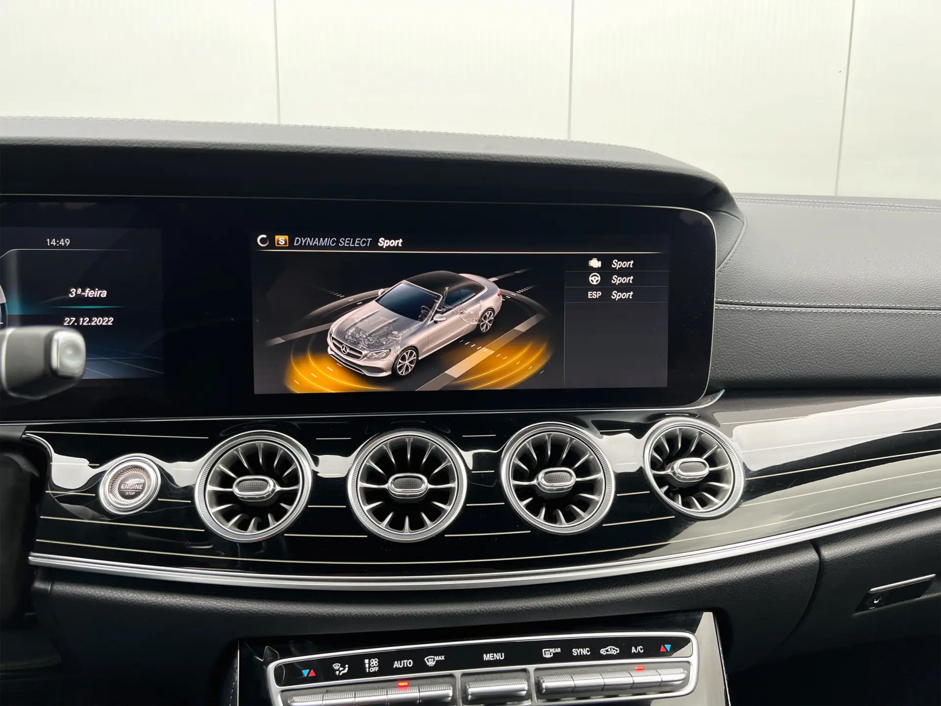 Mercedes-Benz E 220 d Cabrio 9G-Tronic AMG Line 27