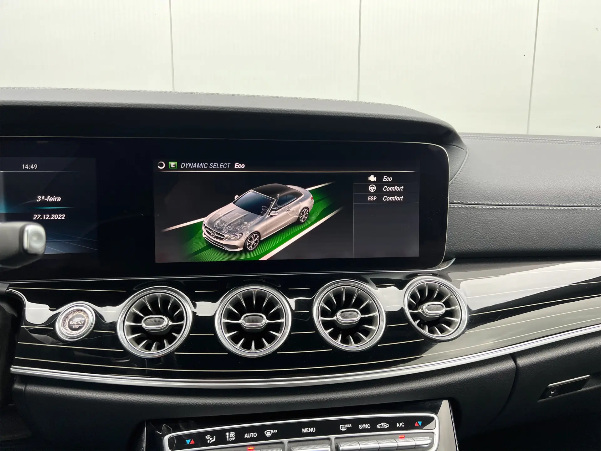 Mercedes-Benz E 220 d Cabrio 9G-Tronic AMG Line 29