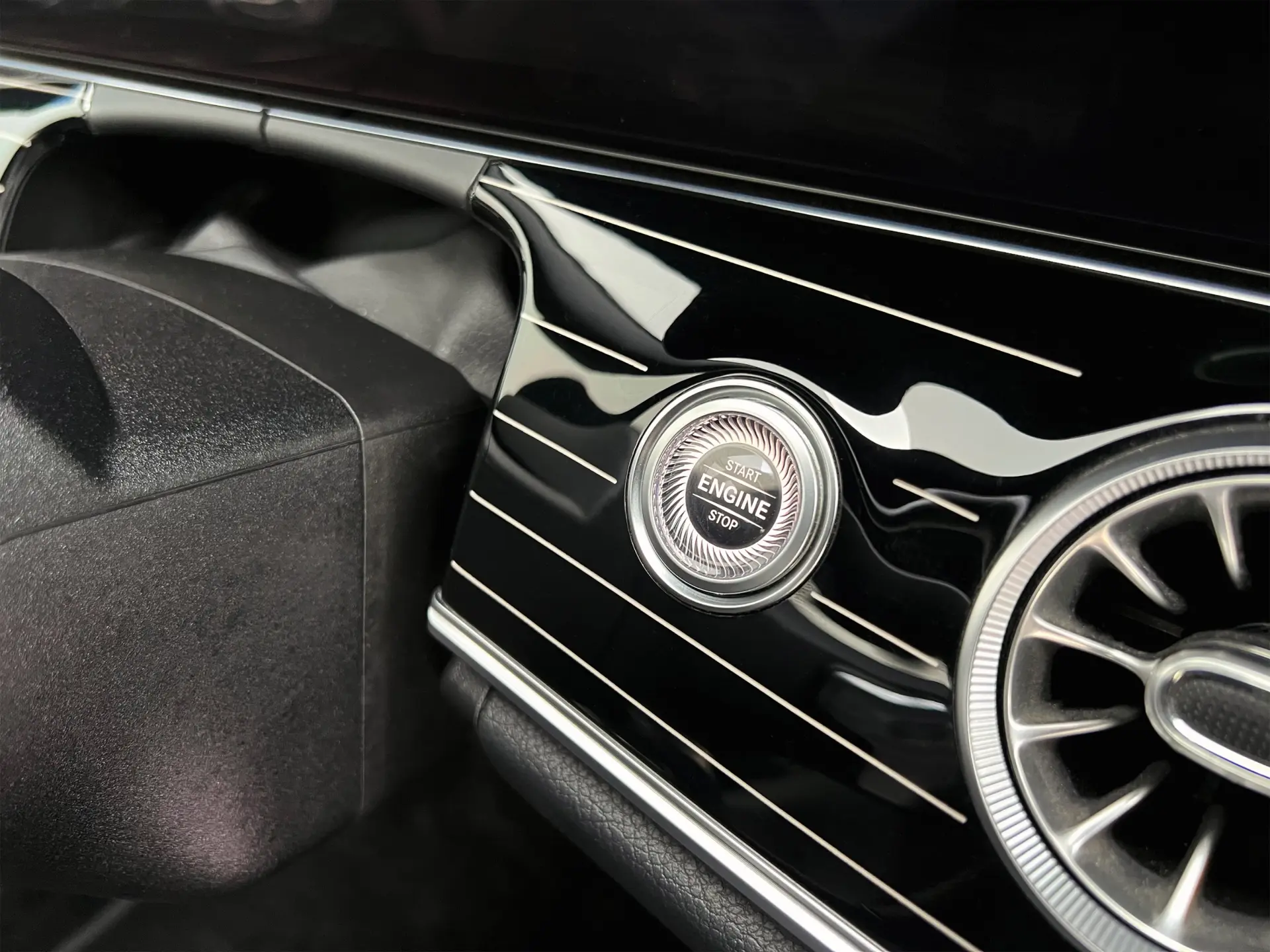 Mercedes-Benz E 220 d Cabrio 9G-Tronic AMG Line 40