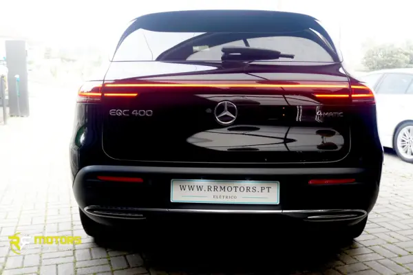 Mercedes-Benz EQC 4 Matic 11