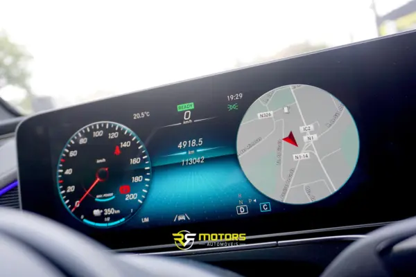 Mercedes-Benz EQC 4 Matic 21