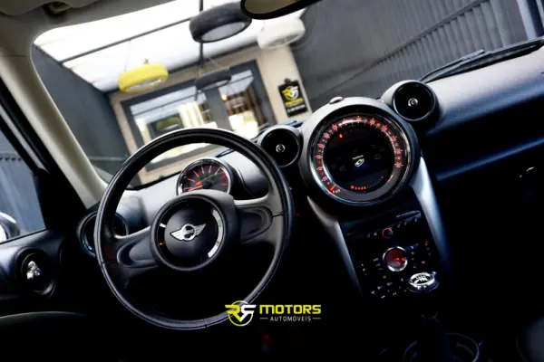 MINI Countryman Chili Pack 10
