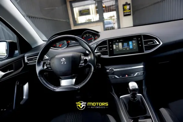 Peugeot 308 SW Style 17