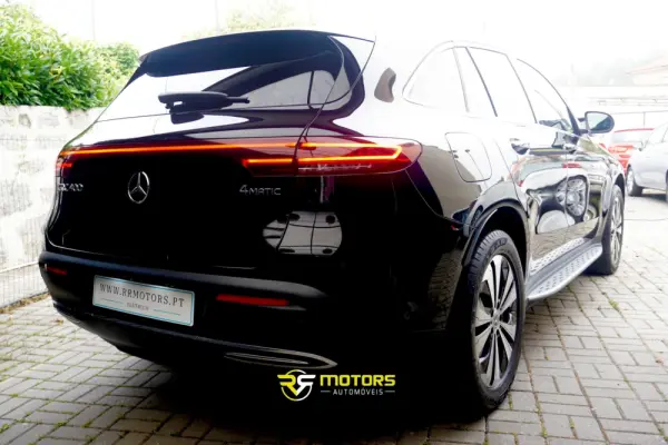 Mercedes-Benz EQC 4 Matic 8