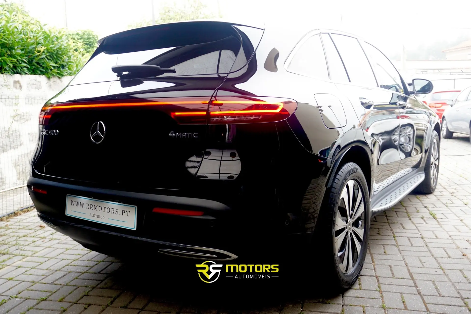 Mercedes-Benz EQC 4 Matic 8