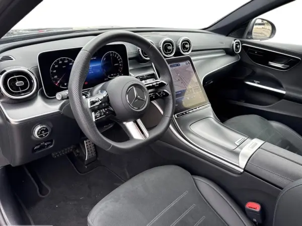 Mercedes-Benz C 300 e AMG Line 4
