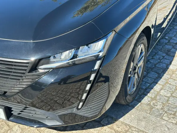 Peugeot 308 SW BlueHDi 130 EAT8 Allure 7