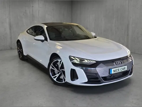 Audi e-tron GT quattro 3