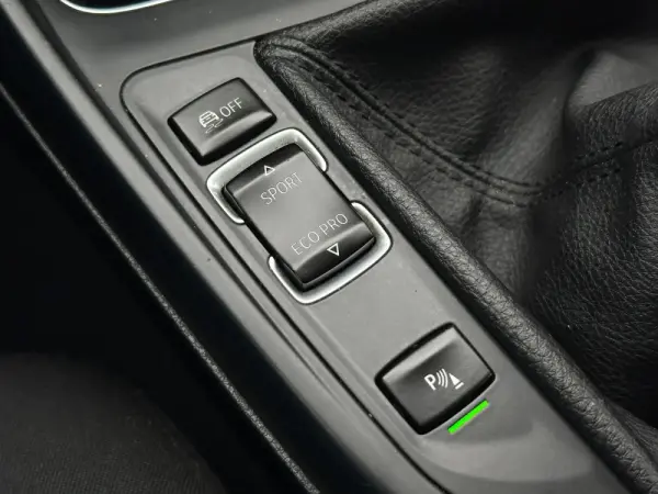 BMW 114 d Line Sport 16