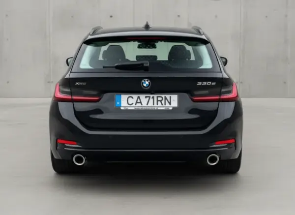 BMW 330 e Touring xDrive Aut. 5