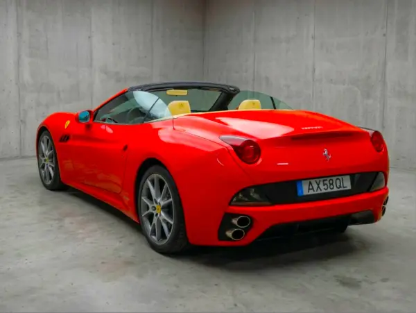 Ferrari California 4.3 V8 6