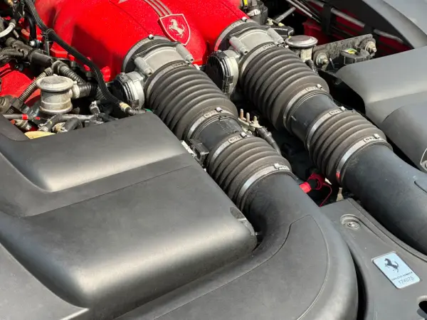 Ferrari California 4.3 V8 13