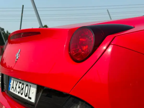 Ferrari California 4.3 V8 23