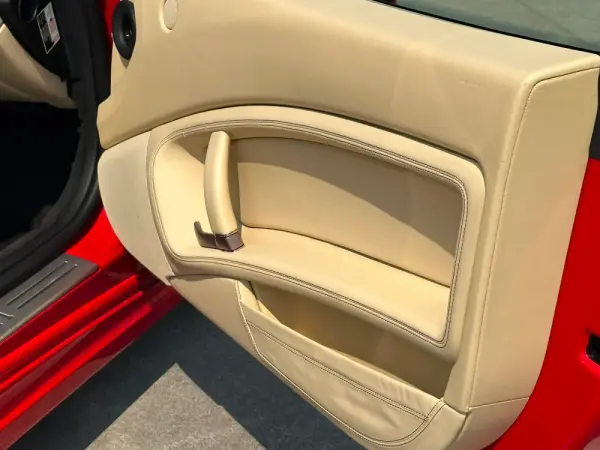 Ferrari California 4.3 V8 42
