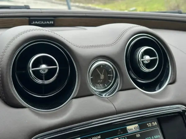 Jaguar XJ 3.0 D V6 Premium Luxury 29