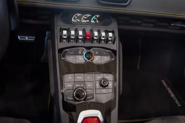 Lamborghini Huracán Spyder LP 610-4 6