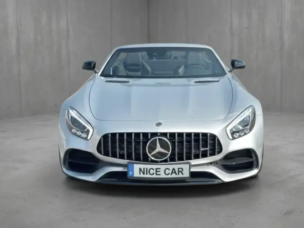 Mercedes-Benz AMG GT Roadster 2