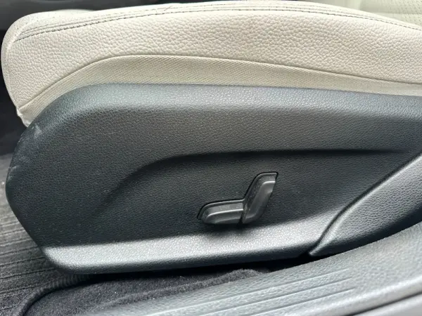 Mercedes-Benz C 200 BlueTEC Avantgarde 17