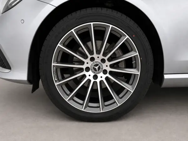 Mercedes-Benz E 220 d Avantgarde 9
