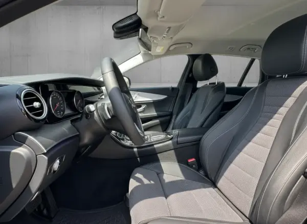Mercedes-Benz E 220 d Avantgarde 15