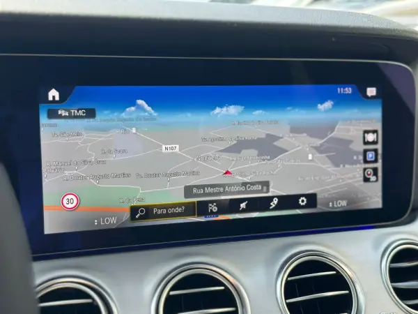 Mercedes-Benz E 220 d Avantgarde 21