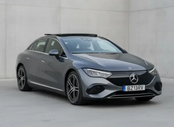 Mercedes-Benz EQE Outro 3