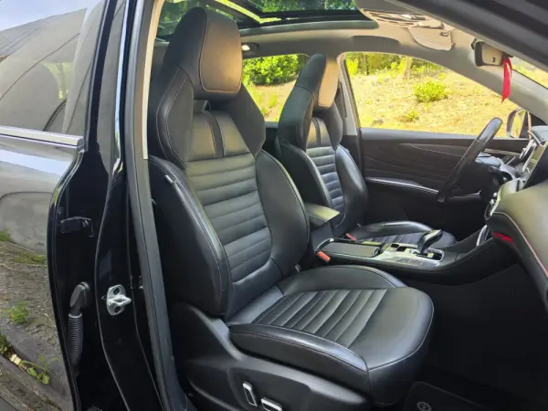 MG EHS 1.5 T-GDI Plug-in Hybrid Luxury 15
