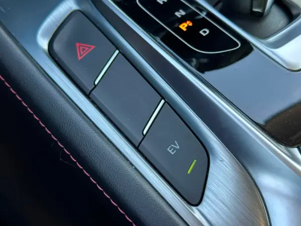 MG EHS 1.5 T-GDI Plug-in Hybrid Luxury 29