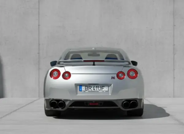 Nissan GT-R 3.8 V6 Premium Edition 5