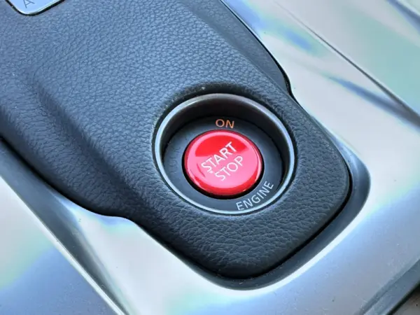 Nissan GT-R 3.8 V6 Premium Edition 16