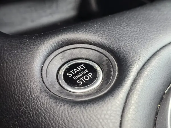 Nissan Juke 1.0 DIG-T N-Connecta NAV. DCT 15