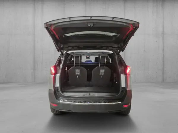 Peugeot 5008 1.2 PureTech Allure EAT8 11