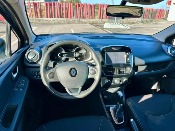Renault Clio Break 0.9 TCe Limited 12