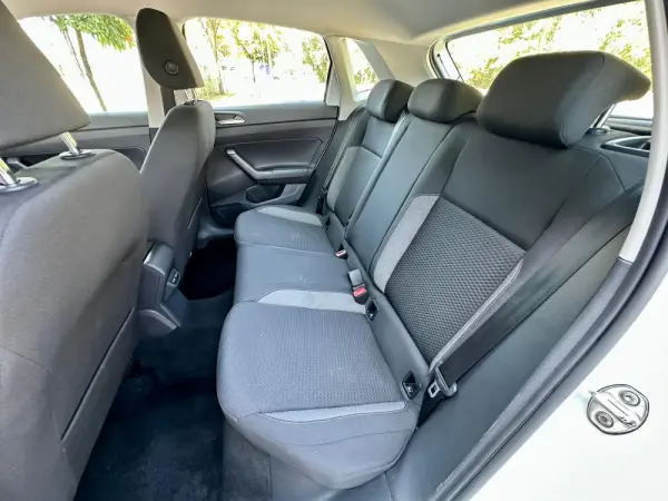 Volkswagen Polo 1.0 TSI Life 11