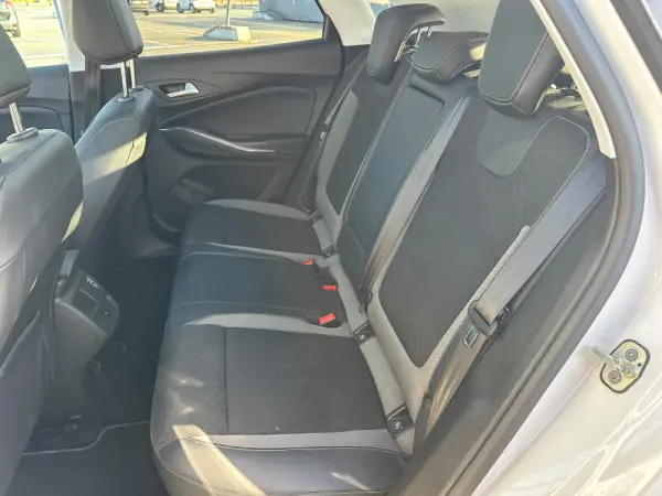Opel Grandland X 1.2 T Innovation 18