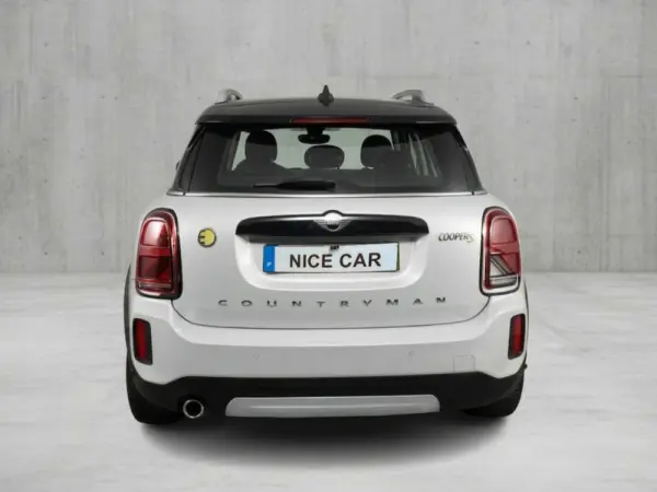 MINI Countryman Cooper SE ALL4 Auto 2